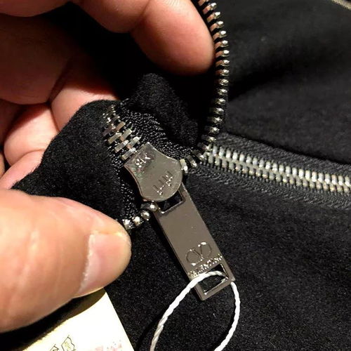 全球第一款雙面呢拉鏈款 17valentino華倫天奴多拉鏈斜門襟款雙面絨機(jī)車外套